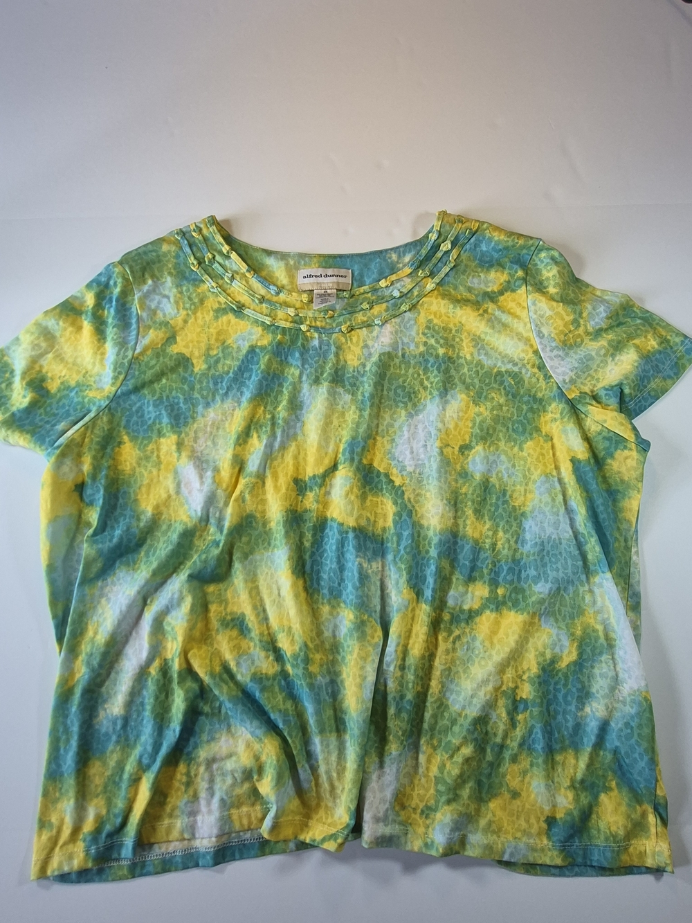Alfred Dunner Women's Tie-Dye Short Sleeve Tee in Yellow & Teal